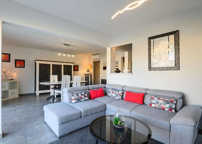 Daire Marina Lumineuse Avec Terrasses Et Privee A Cap D'agde - Fr-1-387-181 Agde